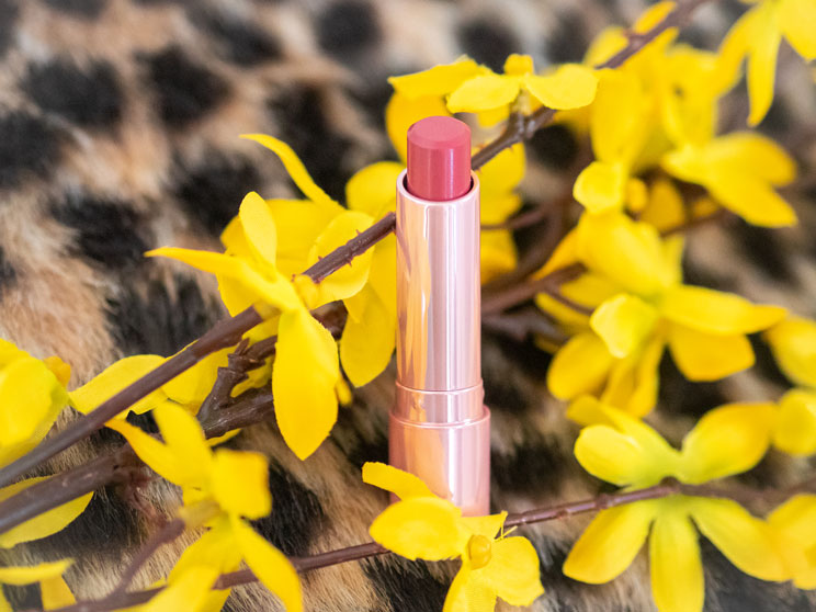 Essence perfect shine lipstick review