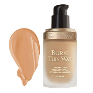 Too Faced Born this Way foundation aanbrengen